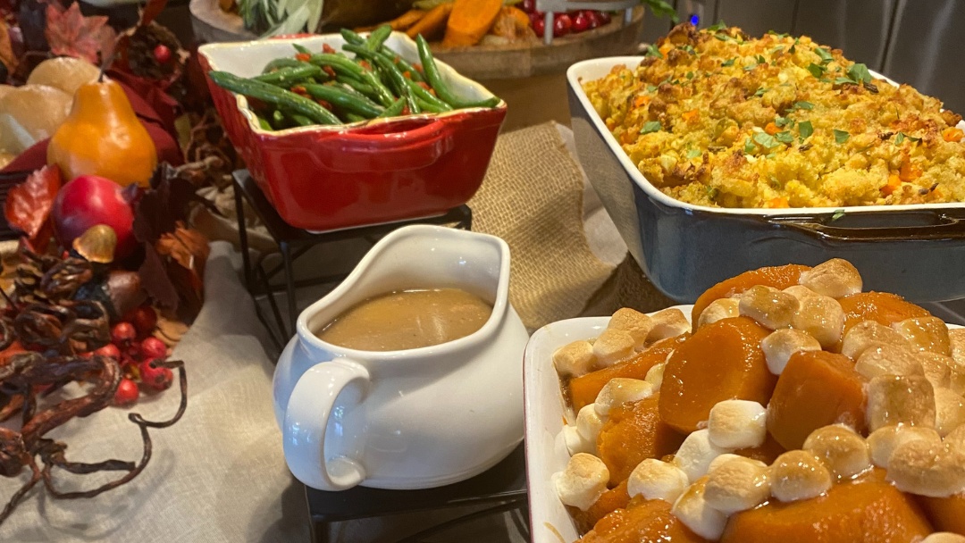 Plan the Perfect Holiday Party with Stress-Free Catering