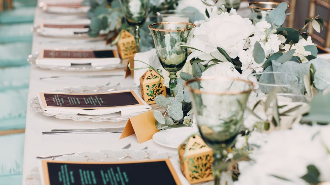 How Much Should You Tip Wedding Vendors? A Practical Guide for Couples