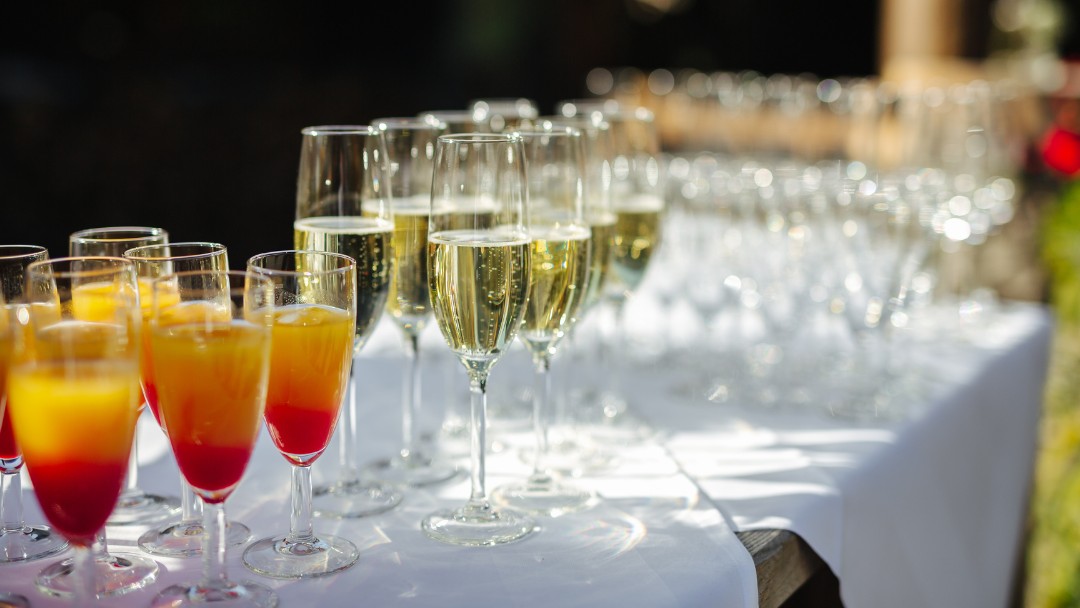 Randy Peters Catering | Wedding Cocktail Hour Ideas and Beverages